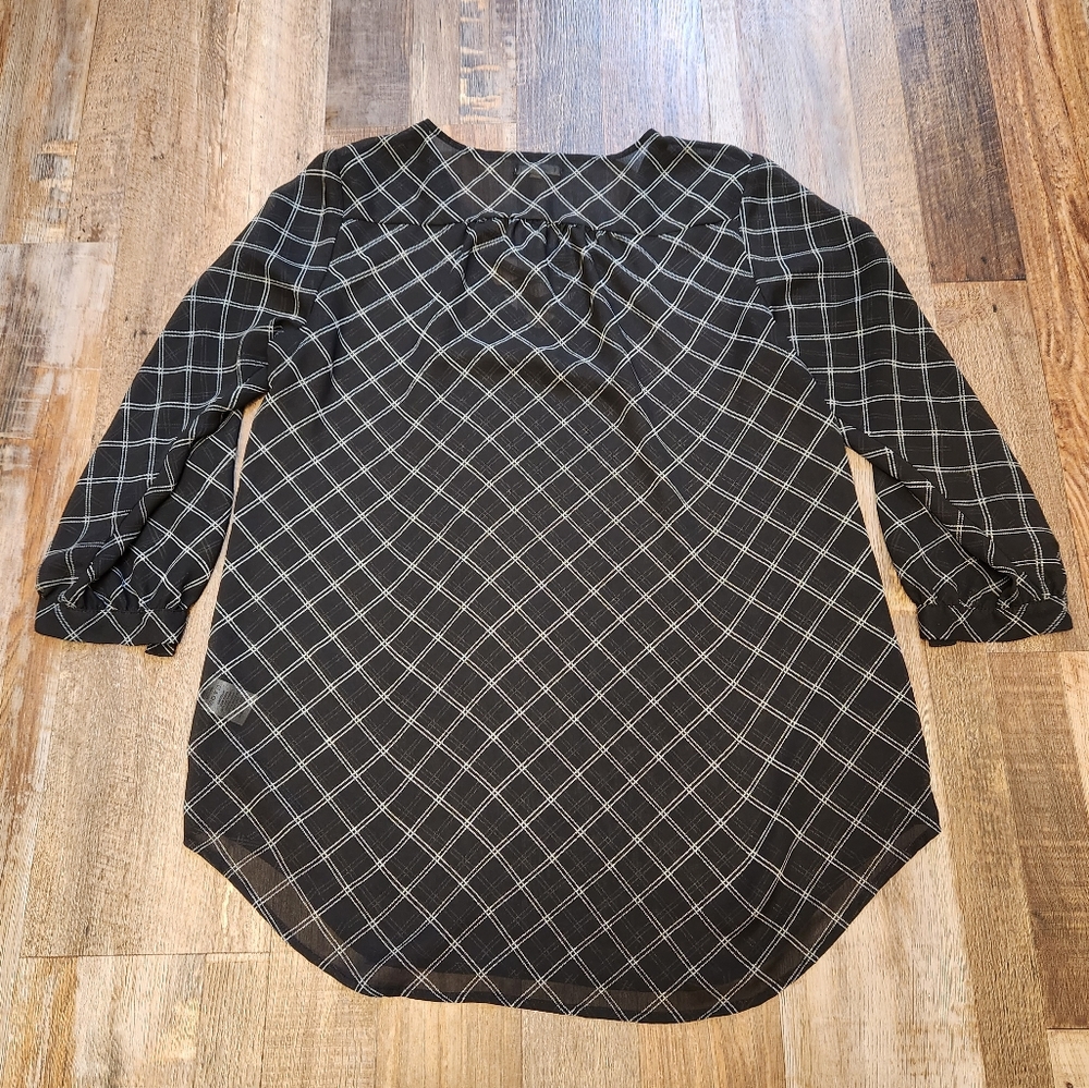 Maurices Flowy Blouse - Picture 2 of 5